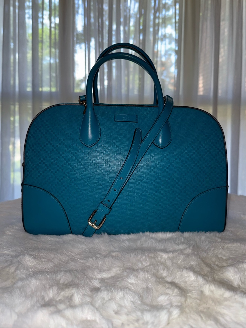 Gucci Diamanté Leather Satchel Bag with Top Handle and Crossbody Strap